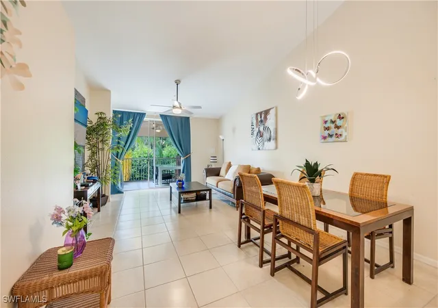 Listing Photo 4 - Condo for sale in building located at 6625 Huntington Lakes Cir, Naples, FL 34119 - Unit #203