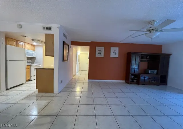 Homes for sale in Fort Myers, FL | 2366 E Mall Dr, Fort Myers, FL 33901