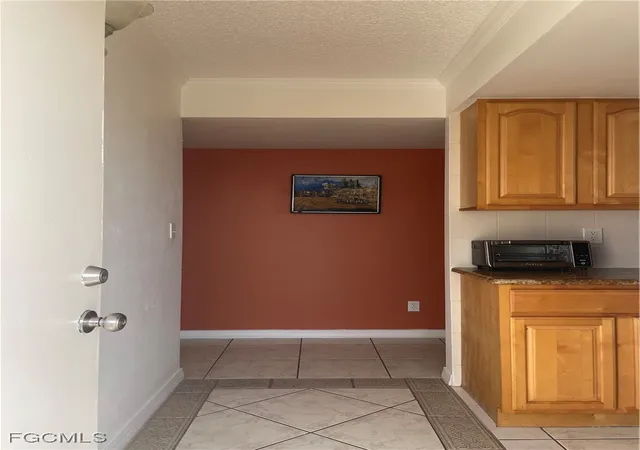 Homes for sale in Fort Myers, FL | 2366 E Mall Dr, Fort Myers, FL 33901