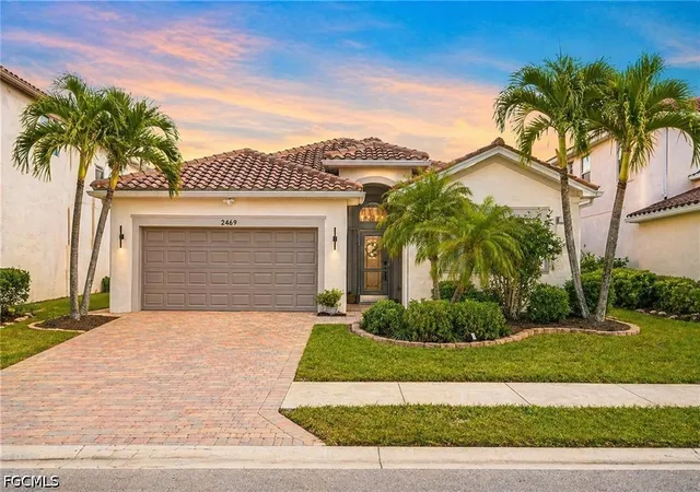 Photo 1 of Sale Pending at 2469 Heydon Cir E, Naples, FL 34120 | MLS# 2025025983 | Listing updated on 2026-06-25