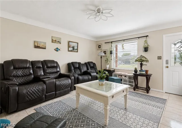 Photo 4 of Sale Pending at 4531 SE 11th Place, Cape Coral, FL 33904 | MLS# 2025026040 | Listing updated on 2026-09-27