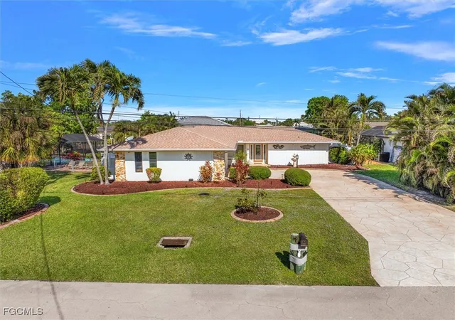 Homes for sale in Cape Coral, FL | 807 Montclaire Ct, Cape Coral, FL 33904 | MLS# 2025026128