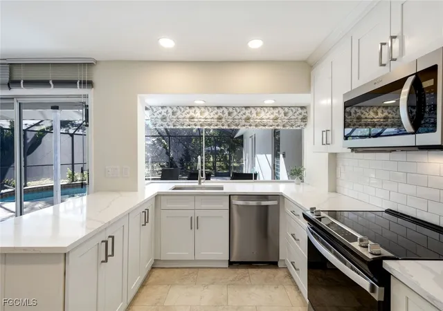 4th image of 1334 Vesper Dr, Fort Myers, FL 33901 | MLS# 2025026140