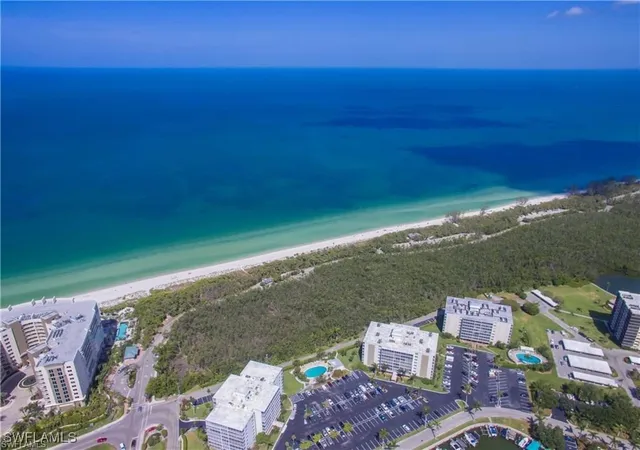 4th image of 3 Bluebill Ave #405, Naples, FL 34108 | MLS# 225085065