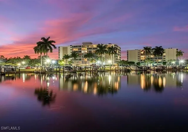 5th image of 3 Bluebill Ave #405, Naples, FL 34108 | MLS# 225085065