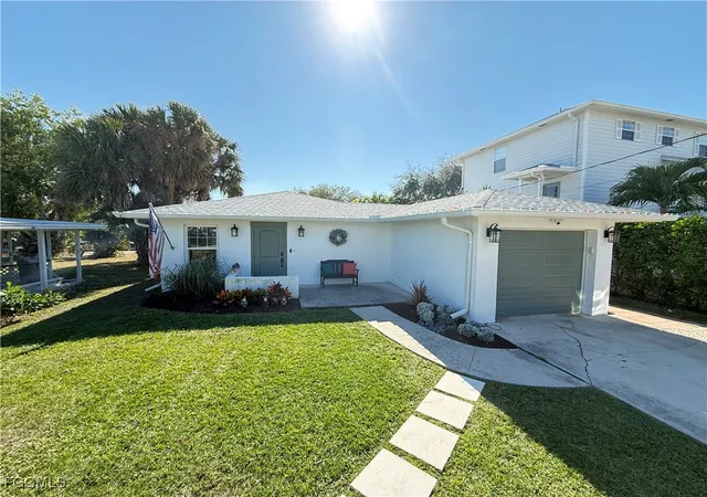 Photo 1 of Single family home for sale at 4729 Spring Crk Dr, Bonita Springs, FL 34134 | MLS# 2025026344 | Listing updated on 2026-05-02
