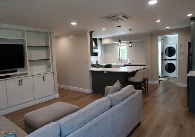 Photo 3 of Single family home for sale at 4729 Spring Crk Dr, Bonita Springs, FL 34134 | MLS# 2025026344 | Listing updated on 2026-05-02