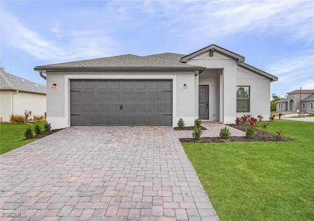 Single family home for sale at 827 Rue Labeau Cir, Fort Myers, FL 33913 | MLS# 2025026363 | Listing updated on 2026-08-28
