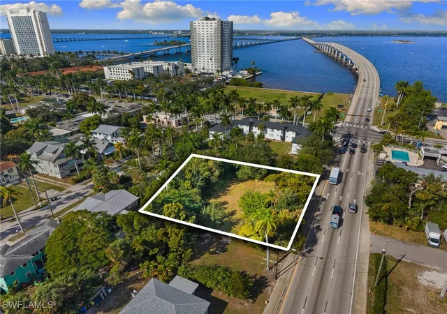Homes for sale in Fort Myers, FL | 1526 Park Ave, Fort Myers, FL 33901 | MLS# 225085194