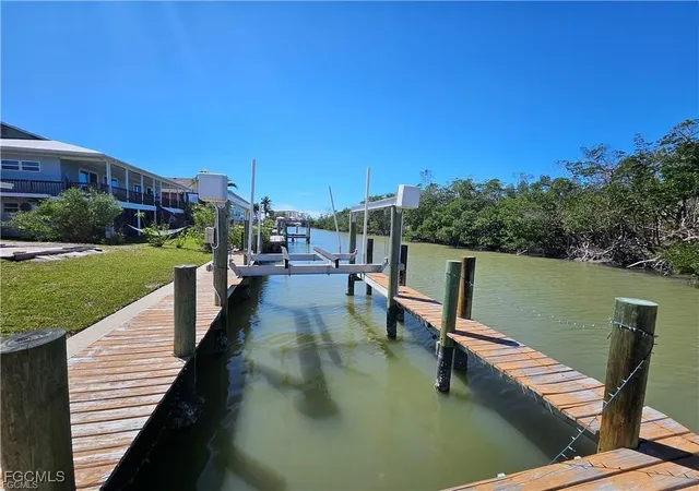 2nd image of 175 Tropical Shores Wy, Fort Myers Beach, FL 33931