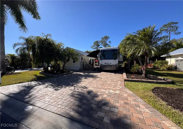 4th image of Lot 201 3024 Cupola Ln N, La Belle, FL 33935 | MLS# 2025026351