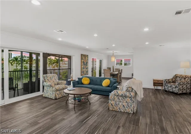 4th image of 1020 Swallow Ave, Marco Island, FL 34145