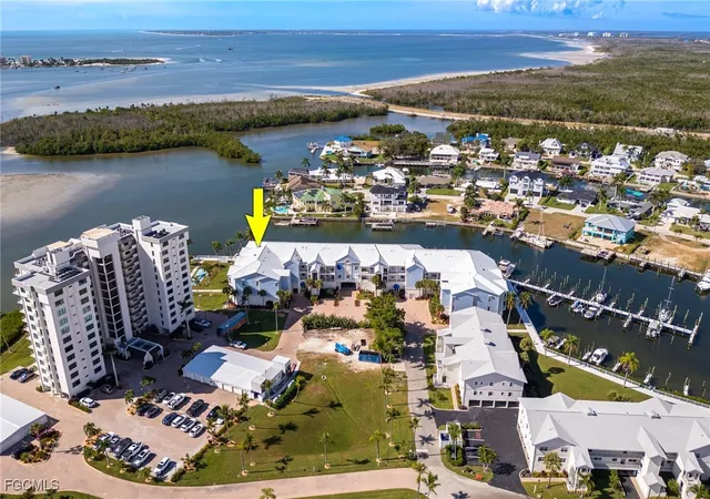 2nd image of 18092 San Carlos Blvd, Fort Myers Beach, FL 33931