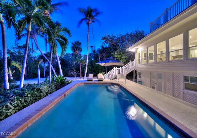 3rd image of 16813 Captiva Dr, Captiva, FL 33924 | MLS# 2025026419