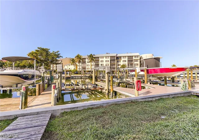 Homes for sale in Fort Myers Beach, FL | 4581 Bay Bch Ln, Fort Myers Beach, FL 33931