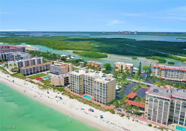 Homes for sale in Bonita Springs, FL | 25870 Hickory Boulevard, Bonita Springs, FL 34134 | Houzeo