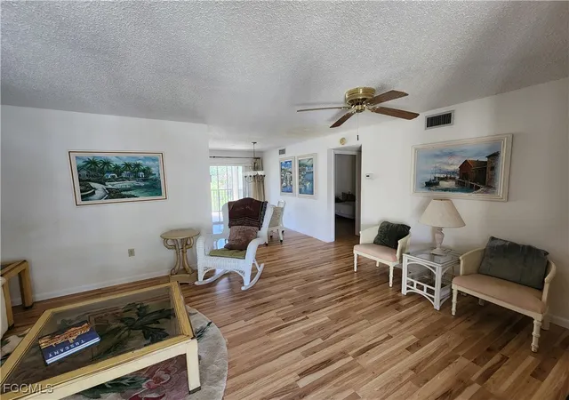 Listing Photo 4 - Condo for sale in building located at 7400 College Pkwy, Fort Myers, FL 33907 - Unit #67C