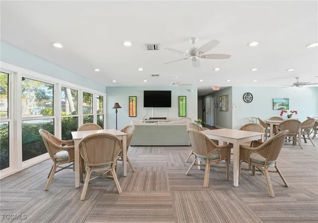 2nd image of 4251 Island Cir, Fort Myers, FL 33919