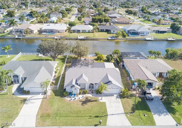 Photo 2 of Single family home for sale at 2121 Se 5th Court, Cape Coral, FL 33990 | MLS# 2025024791 | Listing updated on 2026-05-29