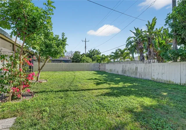 Photo 3 of Sale Pending at 1336 Lake Shore Dr, Naples, FL 34103 | MLS# 225084990 | Listing updated on 2026-07-27