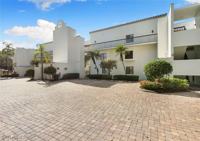 Photo 3 of Condo for sale at 592 Beachwalk Cir #N102, Naples, FL 34108 | MLS# 225084138 | Listing updated on 2026-07-20