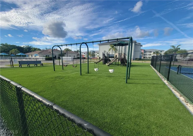 25th image of 2913 Tuscan Dr #203, Cape Coral, FL 33909 | MLS# 2026000152