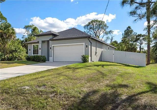 2nd image of 5008 Myrtlewood Rd, Labelle, FL 33935 | MLS# 2026000167