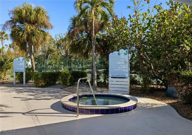 Listing Photo 2 - Condo for sale in building located at 5423 Shearwater Dr, Sanibel, FL 33957 - Unit #