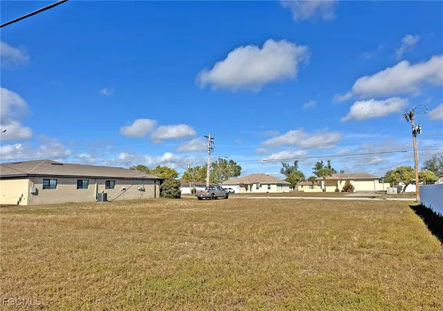 5th image of 1130 Sw Trafalgar Pkwy, Cape Coral, FL 33991 | MLS# 2026000237