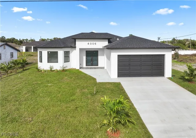 Homes for sale in Lehigh Acres, FL | 4006 5th St Sw, Lehigh Acres, FL 33976 | MLS# 2026000276