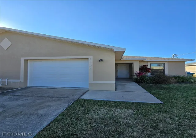 3rd image of 3820/3822 Sw 16Th Pl, Cape Coral, FL 33914 | MLS# 2026000285
