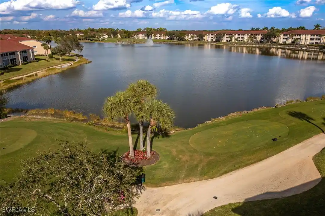 Listing Photo 2 - Condo for sale in 2770 Cypress Trace Cir located at 2770 Cypress Trace Cir, Naples, FL 34119 - Unit #2425