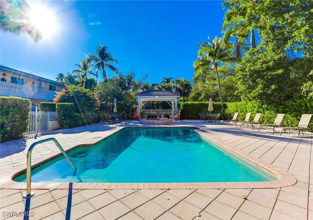 33rd image of 980 7th Ave S #101, Naples, FL 34102 | MLS# 226000135