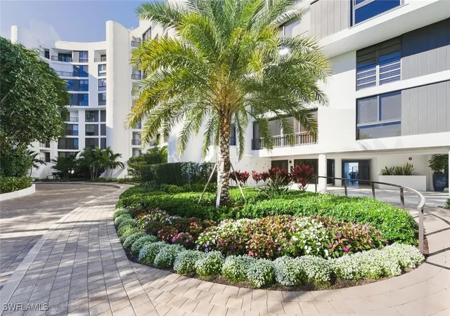 2nd image of 2378 Gulf Shore Blvd N #303, Naples, FL 34103 | MLS# 225085190
