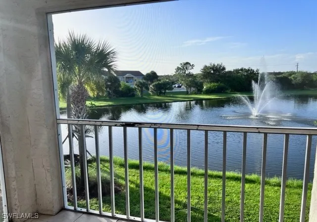 Homes for sale in Naples, FL | 153 Santa Clara Dr, Naples, FL 34104