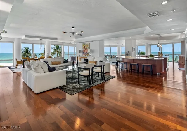 1st image of 4601 Gulf Shore Blvd N #3, Naples, FL 34103 | MLS# 226000527