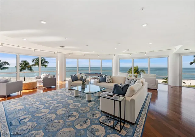 3rd image of 4601 Gulf Shore Blvd N, Naples, FL 34103