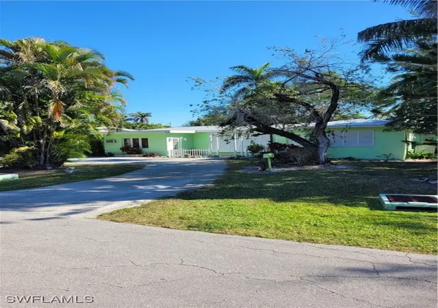 1st image of 870 Forest Ave, Naples, FL 34102 | MLS# 226000690