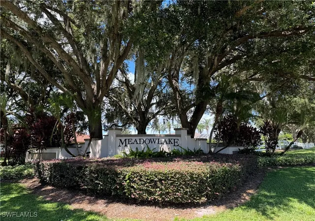 2nd image of 13 Meadowlake Cir S, Lake Placid, FL 33852 | MLS# 226000676