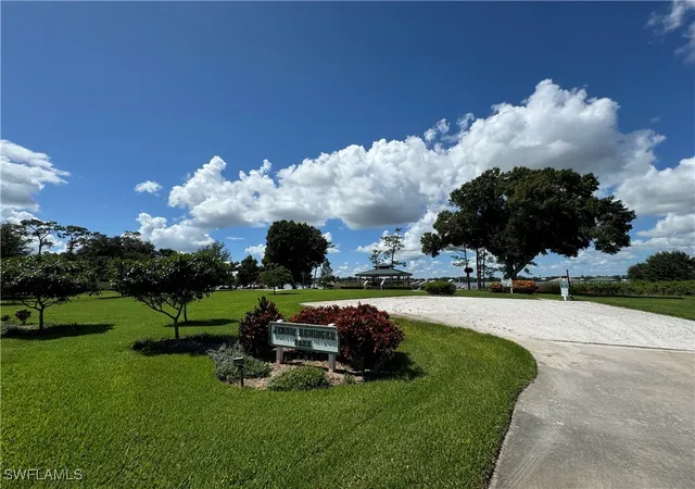5th image of 13 Meadowlake Cir S, Lake Placid, FL 33852 | MLS# 226000676
