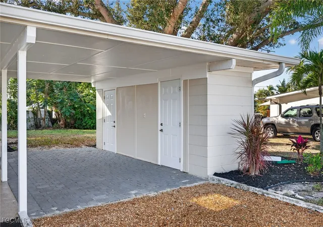 3rd image of 2230 Aldridge Ave, Fort Myers, FL 33907 | MLS# 2026000802