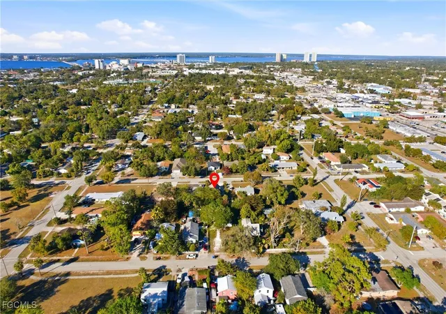 Homes for sale in Fort Myers, FL | 2342 Stella St, Fort Myers, FL 33901 | MLS# 2026000841