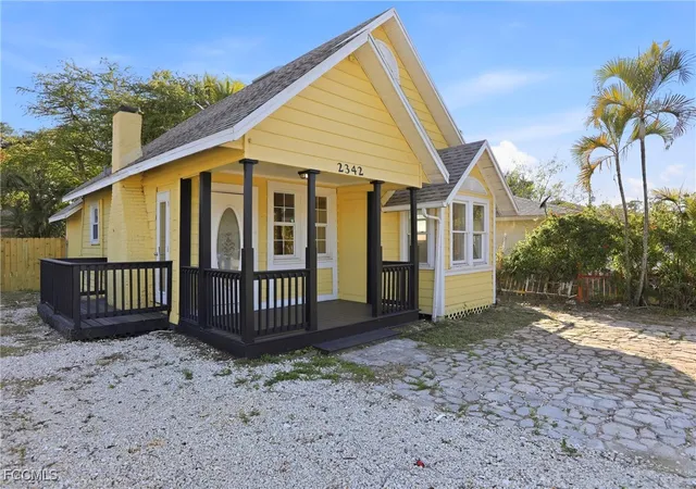 Homes for sale in Fort Myers, FL | 2342 Stella St, Fort Myers, FL 33901 | MLS# 2026000841
