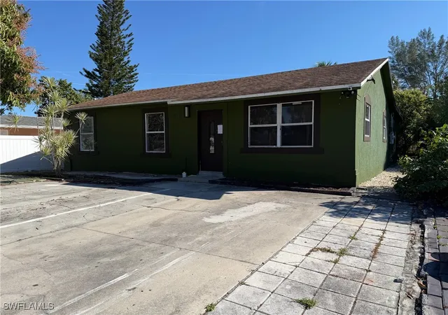 5th image of 5370 Holland St, Naples, FL 34113 | MLS# 226000374