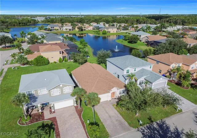 5th image of 8125 Silver Birch Wy, Lehigh Acres, FL 33971 | MLS# 2026000935