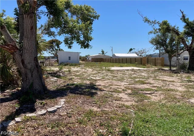 2nd image of 4809 Sandpiper Dr, Saint James City, FL 33956 | MLS# 2026000963