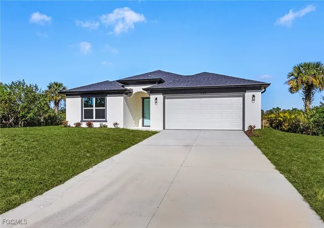 4th image of 545 Oakshire Ln, Lehigh Acres, FL 33972 | MLS# 2026000972