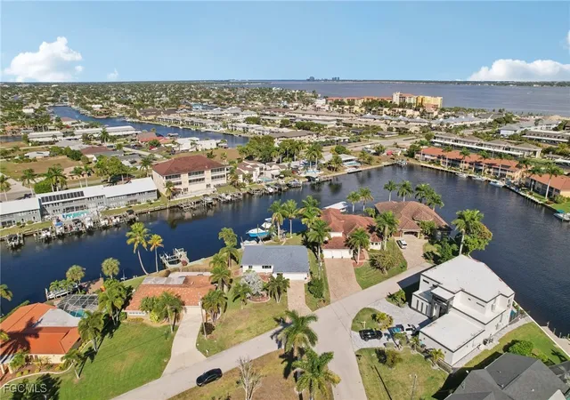 50th image of 1819 Se 43rd St, Cape Coral, FL 33904 | MLS# 2026001008