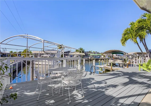 Photo 3 of Manufactured home for sale at 3065 Skipper Ln, St James City, FL 33956 | MLS# 2026001055 | Listing updated on 2026-08-31
