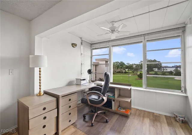 Listing Photo 4 - Condo for sale in building located at 6102 Augusta Dr, Fort Myers, FL 33907 - Unit #302